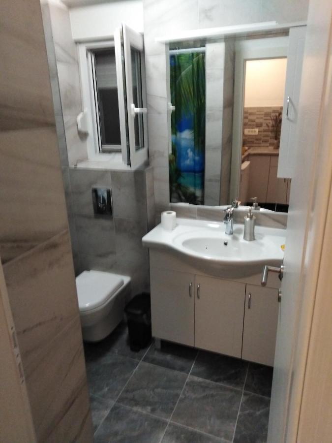 3D Studio Apartment Каштела Екстер'єр фото